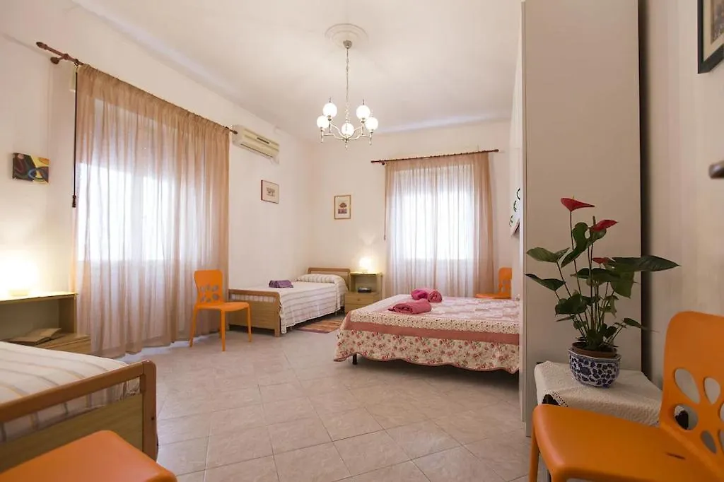 Cervi Flat Close To The Sea And The Historic Centre Of アルゲーロ 0*,